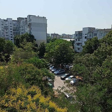Apartmán Welcome To Daisy Sunny Place! Varna Exteriér fotografie